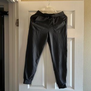 Zella live in joggers size xs gray